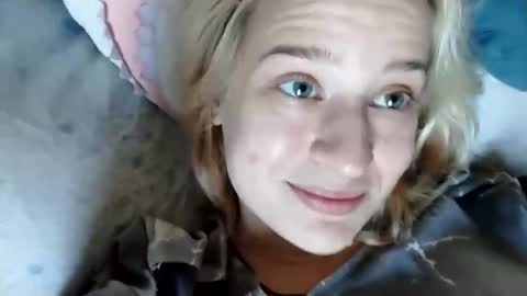 Mila 420 online show from October 2025 08:03:01 AM