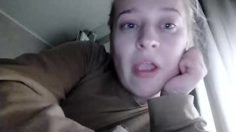 Mila 420 online show from May 2026 06:28:02 PM