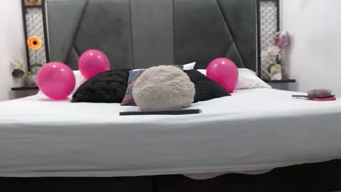 mila_adamss online show from January 2026 10:39:01 AM