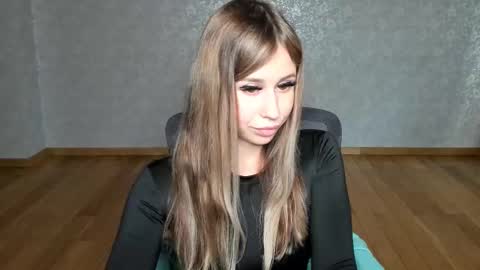 Snapshot of mila_camilla chatting on September 2025 02:49:02 AM Camilla online show from September 2025 02:49:02 AM