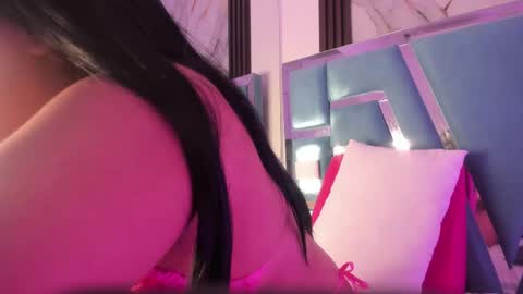 Camila online show from February 2025 07:41:01 PM