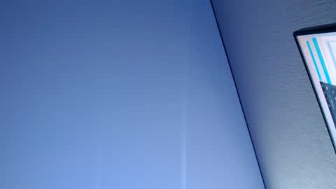 Snapshot of mila_cosmo chatting on April 2026 07:44:01 PM Mila online show from April 2026 07:44:01 PM