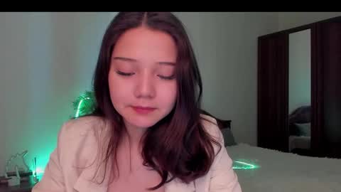 Snapshot of mila_dance_ chatting on February 2026 12:34:02 PM mila_dance_ online show from February 2026 12:34:02 PM