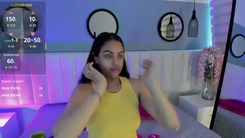 mila_hank online show from December 2025 12:35:02 PM