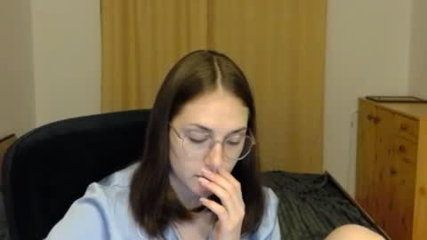 mila_keyy online show from July 2026 09:39:01 PM