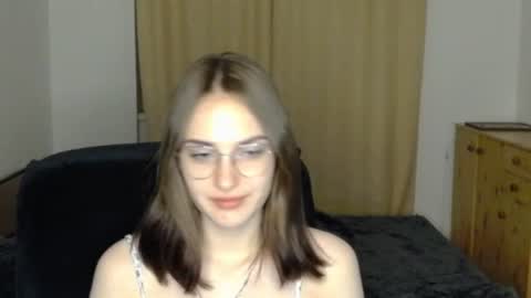 mila_keyy online show from July 2026 08:14:01 PM