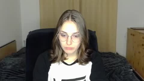 mila_keyy online show from July 2026 08:18:02 PM
