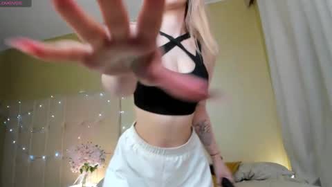 mila_kinor online show from February 2025 07:20:01 AM