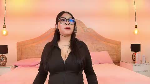 Snapshot of mila_lune1 chatting on August 2026 04:11:02 AM mila_lune1 online show from August 2026 04:11:02 AM
