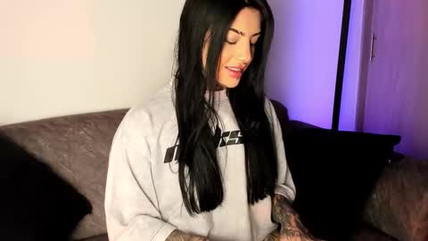     online show from March 2026 01:12:01 AM