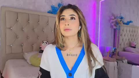 Snapshot of mila_smirnovavk chatting on May 2026 03:47:02 AM MILA online show from May 2026 03:47:02 AM