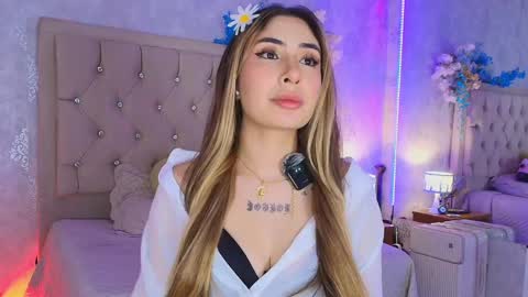 Snapshot of mila_smirnovavk chatting on May 2026 03:46:02 AM MILA online show from May 2026 03:46:02 AM