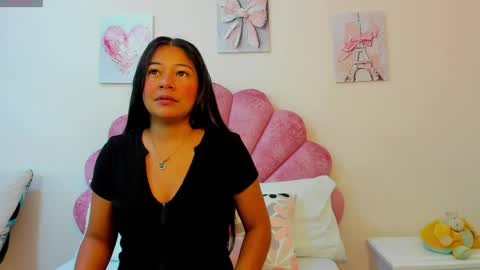 Snapshot of milaaadams chatting on May 2026 10:44:01 AM mila online show from May 2026 10:44:01 AM
