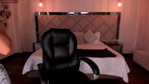 Snapshot of milacoleman chatting on November 2025 07:04:01 PM Mila online show from November 2025 07:04:01 PM