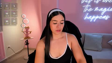 Snapshot of milacoleman chatting on November 2025 02:12:01 AM Mila online show from November 2025 02:12:01 AM