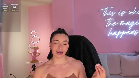 Snapshot of milacoleman chatting on November 2025 02:12:01 AM Mila online show from November 2025 02:12:01 AM