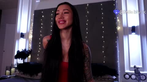 Snapshot of miladenver chatting on December 2024 11:02:02 AM Mila online show from December 2024 11:02:02 AM