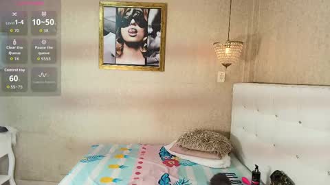 miladiosa online show from October 2025 12:02:01 PM