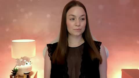 Mila Fleur online show from May 2026 02:04:01 PM