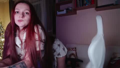 Snapshot of milafmars chatting on January 2025 05:40:01 PM Milana online show from January 2025 05:40:01 PM