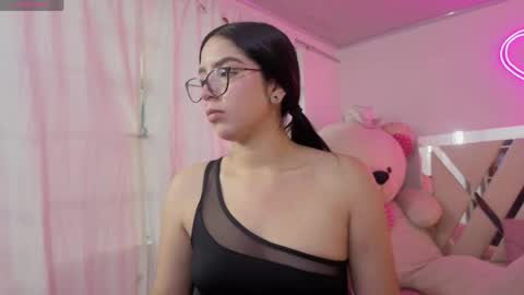 milah_tay online show from May 2026 11:36:01 AM