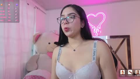 milah_tay online show from May 2026 11:40:01 AM