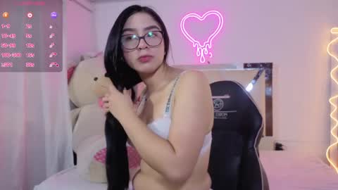 milah_tay online show from June 2026 11:37:02 AM
