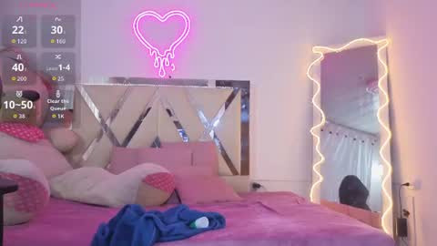 milah_tay online show from July 2026 11:30:02 AM