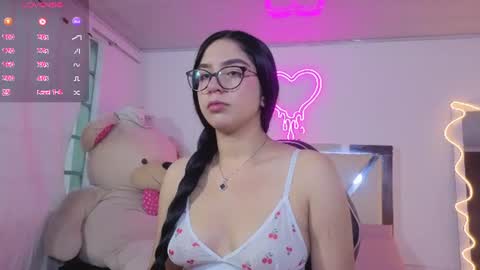 milah_tay online show from August 2026 11:30:02 AM