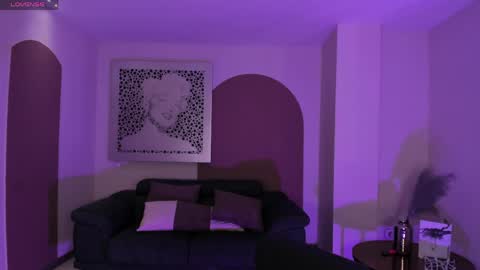 Mila  online show from May 2026 11:28:02 AM