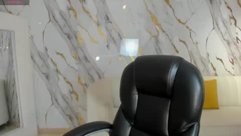 Mila  online show from June 2026 07:16:01 PM