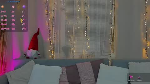 Mila online show from December 2024 01:58:01 AM