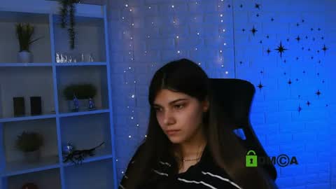 milamiuuu online show from June 2026 10:07:01 AM