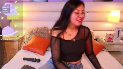 milan_sweetie online show from June 2026 10:03:02 PM