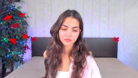 Snapshot of milana_crystal_ chatting on December 2024 11:18:01 AM Milana online show from December 2024 11:18:01 AM