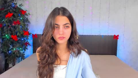 Snapshot of milana_crystal_ chatting on December 2024 08:10:02 AM Milana online show from December 2024 08:10:02 AM