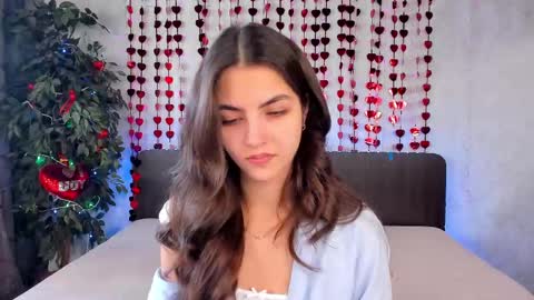 Snapshot of milana_crystal_ chatting on February 2025 08:15:02 AM Milana online show from February 2025 08:15:02 AM