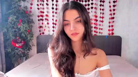 Snapshot of milana_crystal_ chatting on February 2025 11:10:01 AM Milana online show from February 2025 11:10:01 AM