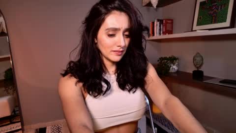 milana online show from May 2026 12:04:01 AM