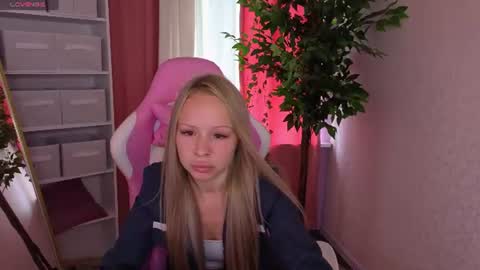 Milana online show from July 2026 09:02:02 AM