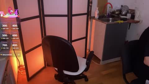 Dan and Milana online show from November 2025 07:55:01 AM