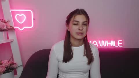 Snapshot of milanaangelas chatting on December 2024 05:39:02 AM milanaangelas online show from December 2024 05:39:02 AM