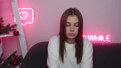 Snapshot of milanaangelas chatting on December 2024 10:50:02 AM milanaangelas online show from December 2024 10:50:02 AM