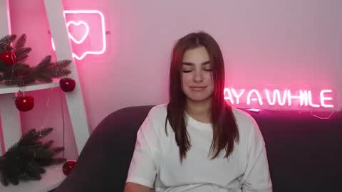 Snapshot of milanaangelas chatting on December 2024 11:54:02 AM milanaangelas online show from December 2024 11:54:02 AM