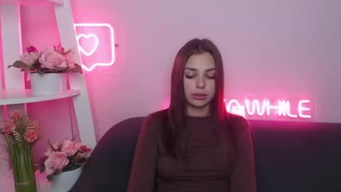 Snapshot of milanaangelas chatting on January 2025 10:54:01 AM milanaangelas online show from January 2025 10:54:01 AM