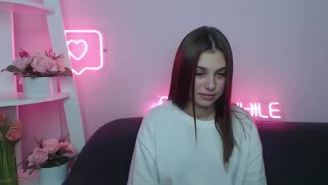 Snapshot of milanaangelas chatting on January 2025 05:40:01 PM milanaangelas online show from January 2025 05:40:01 PM