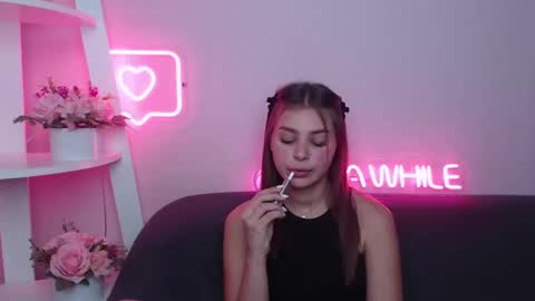 Snapshot of milanaangelas chatting on February 2025 06:04:02 PM milanaangelas online show from February 2025 06:04:02 PM