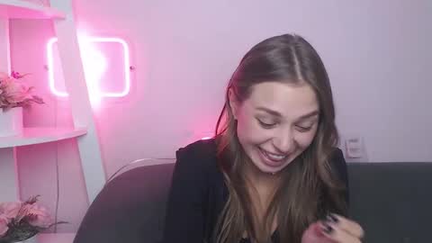 Snapshot of milanaangelas chatting on September 2025 12:49:02 PM milanaangelas online show from September 2025 12:49:02 PM