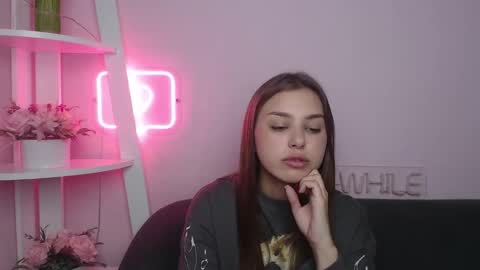 Snapshot of milanaangelas chatting on November 2025 08:32:01 PM milanaangelas online show from November 2025 08:32:01 PM