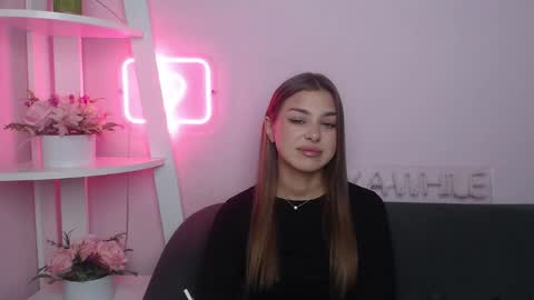 Snapshot of milanaangelas chatting on November 2025 05:40:02 AM milanaangelas online show from November 2025 05:40:02 AM